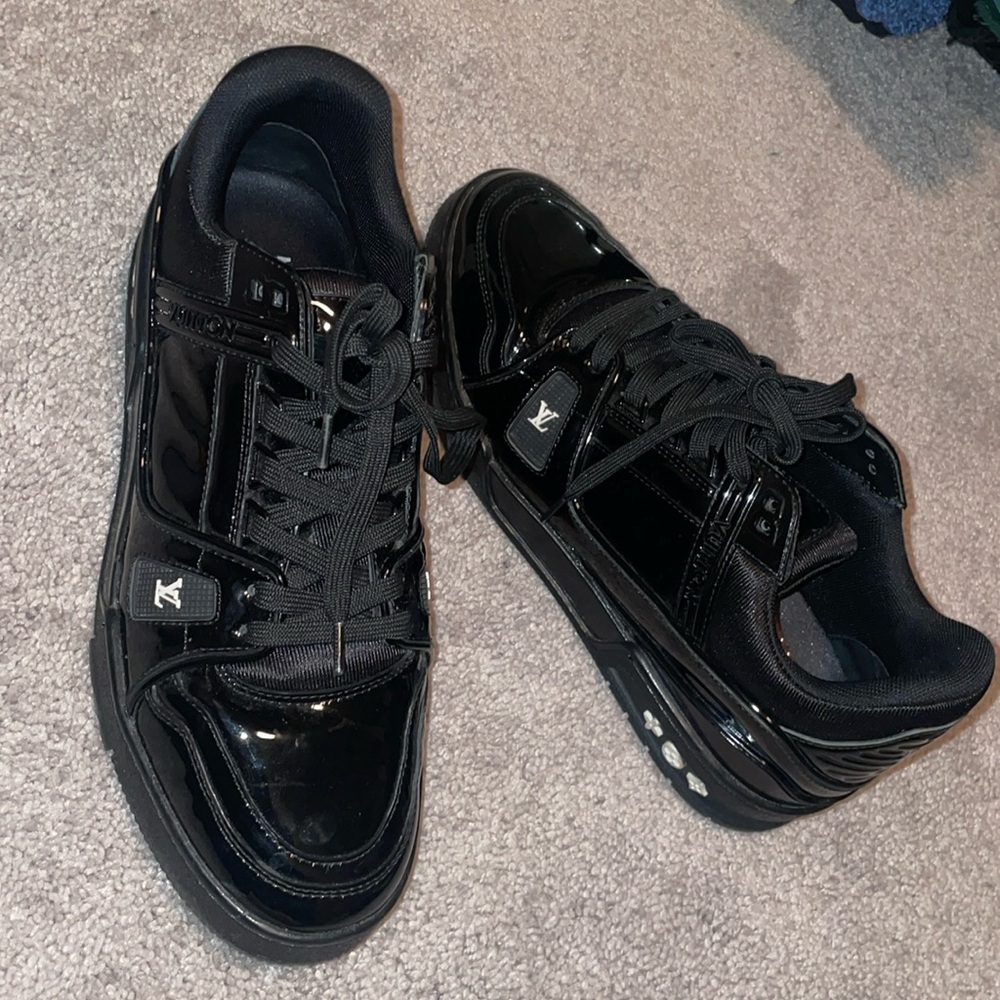 LOUIS VUITTON LV Trainer Patent Leather 'Triple Black' 1AA45R